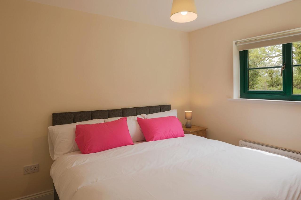 Oakwell Holiday Village Ramelton Esterno foto